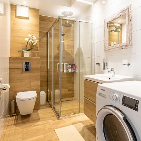Bella Casa Premium - 30 Pszczelna Lägenhet